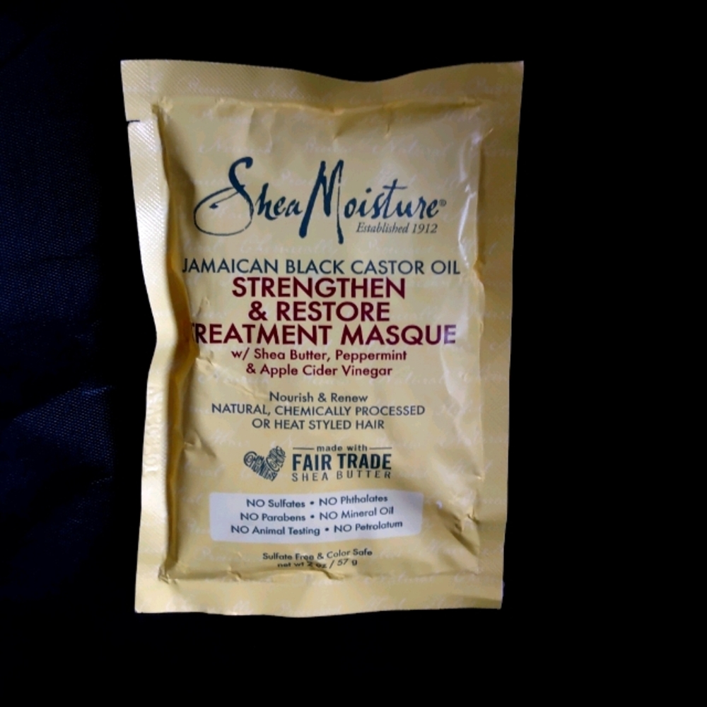 🆓 w/bundle! - Shea Moisture